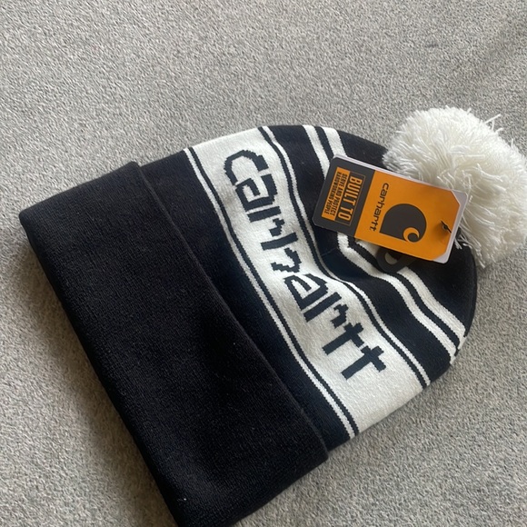 - ❤️ - RARE CARHARTT POM BLACK & WHITE COLOR BEANIE HAT - Picture 4 of 5